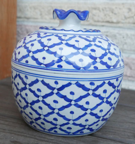 陶瓷，圆顶盖的碗