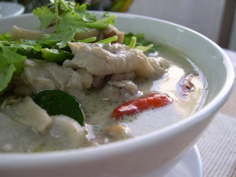 泰式姜汁鸡汤，“Tom Khing Gai”