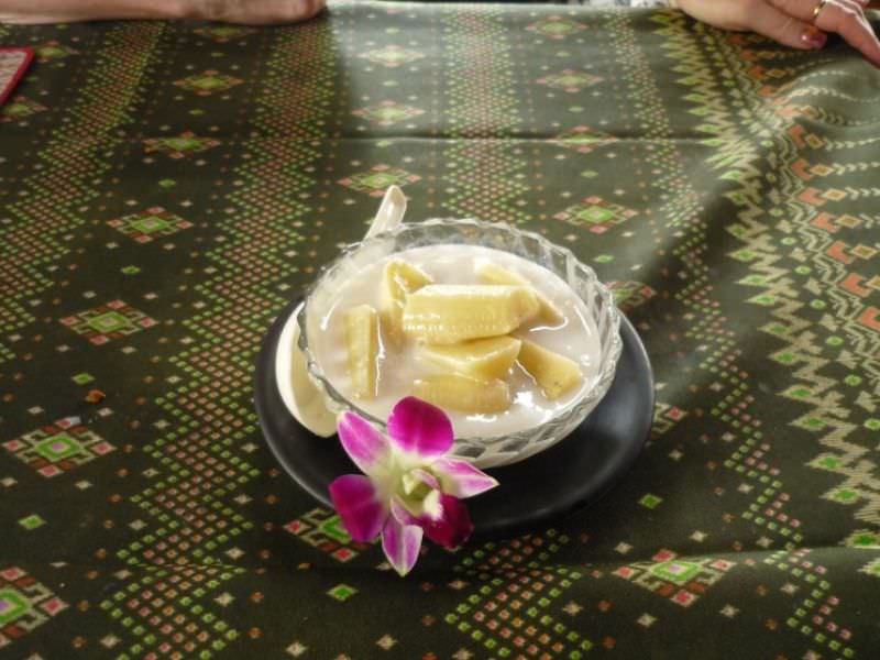 甜椰子香蕉，“Kluay Namuan”