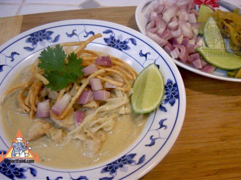 清迈咖喱面，'khao soi'