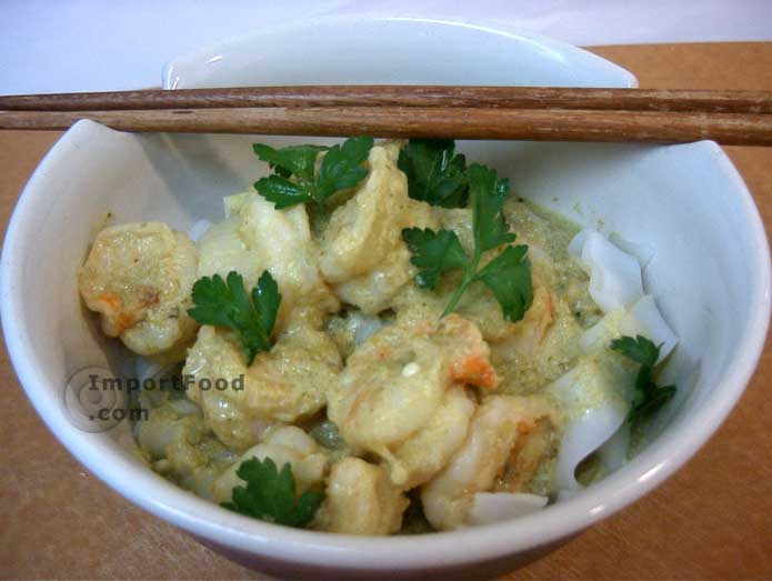 泰国绿色咖喱虾用面条