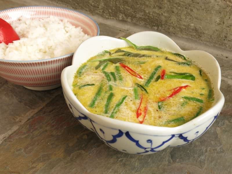泰国绿色咖喱鸡 -  Mae Pranom