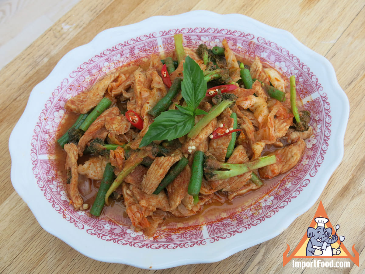 泰国鸡肉和蔬菜，'gai pad prik'
