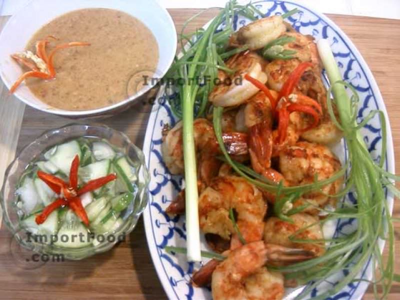 泰国大虾沙拉与黄瓜沙拉