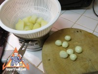 1_pearl_onions_boiled_potatoes.jpg