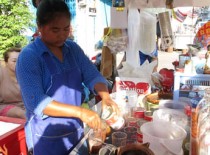 泰国冰茶和咖啡供应商在曼谷