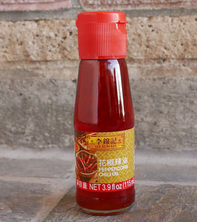 胡椒粉辣椒油，李·库姆·基（Lee Kum Kee），5盎司瓶