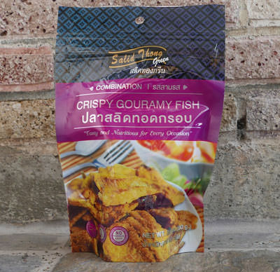 Salid Thong Crispy鱼零食，组合风味，2.8盎司