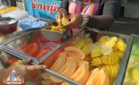 泰国新鲜水果街头供应商